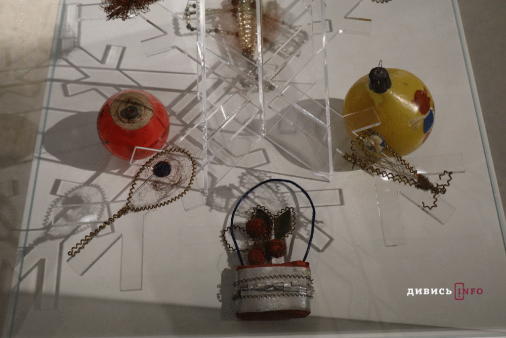 Якими прикрасами львів'яни оздоблювали різдвяні ялинки від давнини до сучасності (фото) - 9