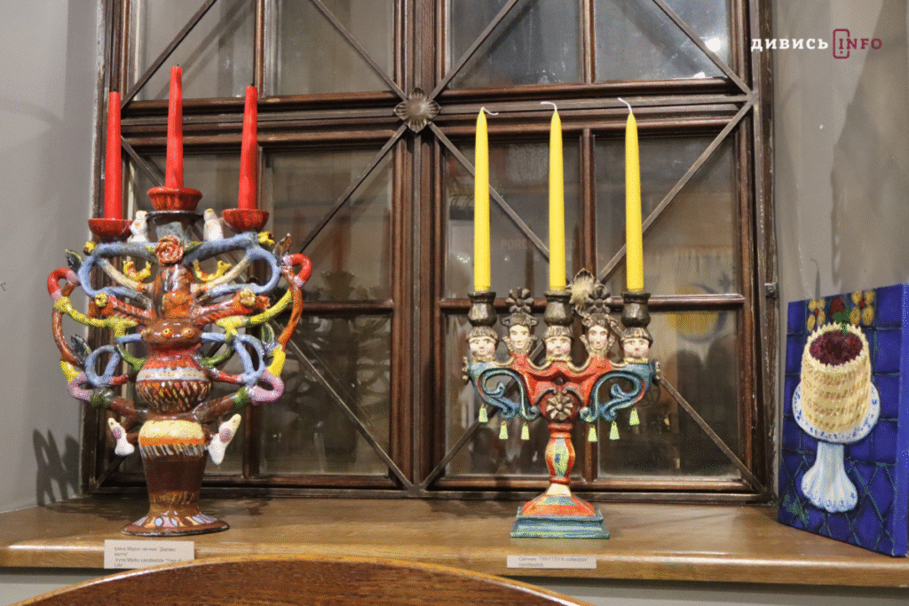 «Різдвяна виставка» у галереї, або Де у Львові шукати святкову атмосферу (фото) - 17