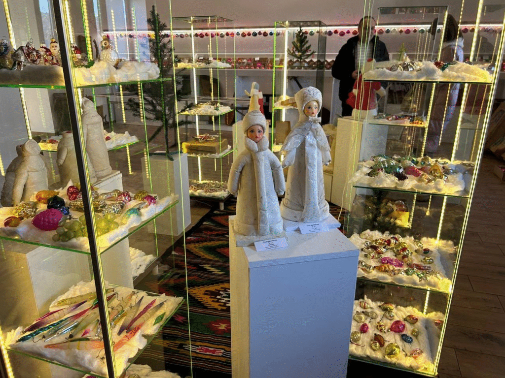 Комуністична крадіжка, Або чому різдвяна ялинка стала новорічною - 14