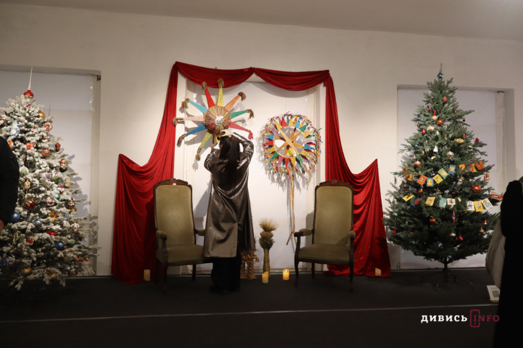 Пункти мирного плану, головний дідух у Львові, забуті різдвяні традиції: головні новини дня - 5