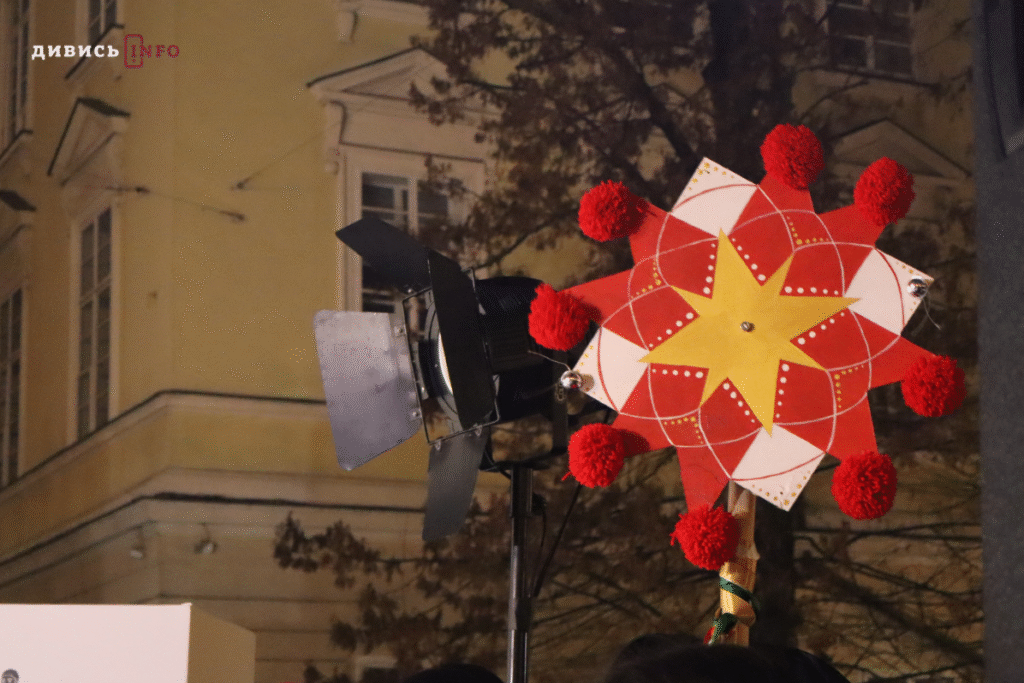 У Львові показали найстаріший український вертеп (фоторепортаж) - 7