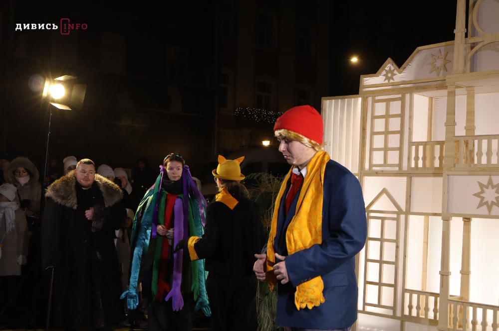 У Львові показали найстаріший український вертеп (фоторепортаж) - 11