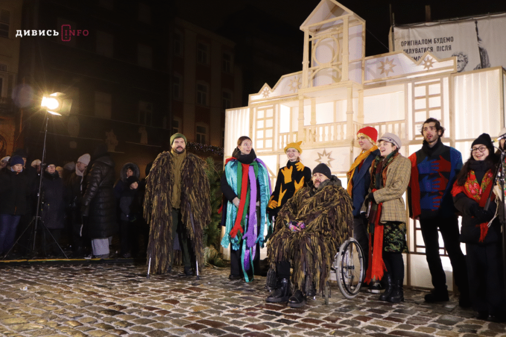 У Львові показали найстаріший український вертеп (фоторепортаж) - 17