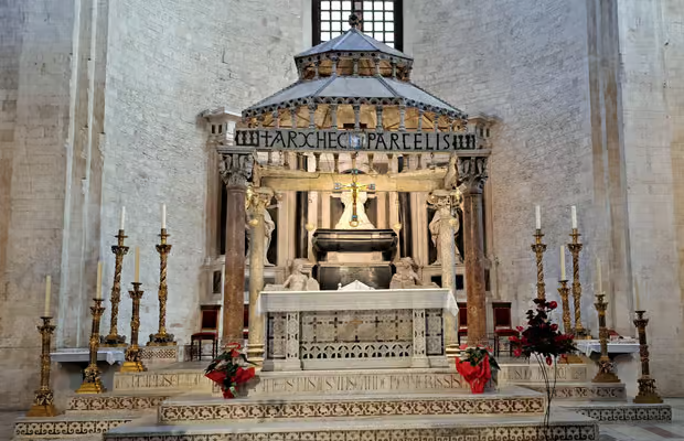 Чому забороняли святого Миколая та через що він покровитель пива - 10