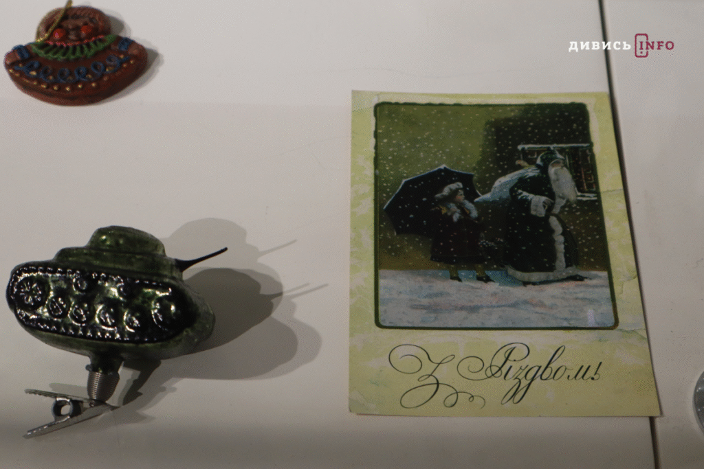 Якими прикрасами львів'яни оздоблювали різдвяні ялинки від давнини до сучасності (фото) - 6