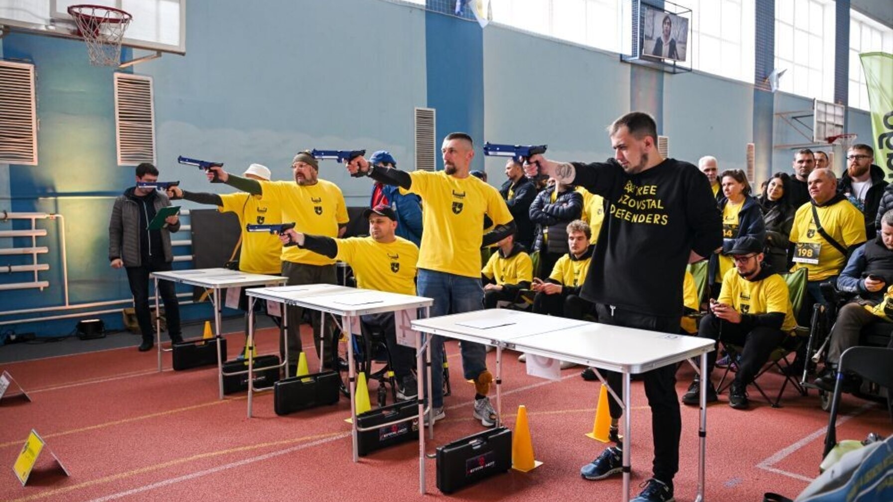 photo5335019611738542536y-235de809