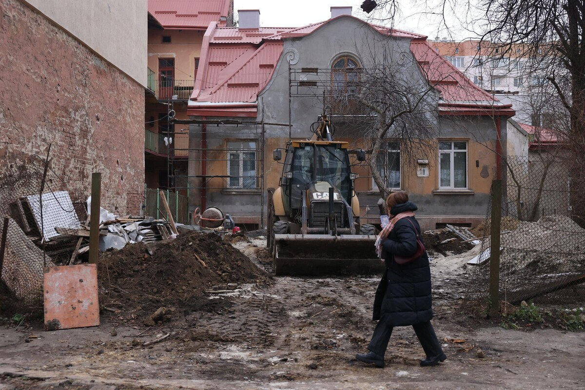 відновлення будинк