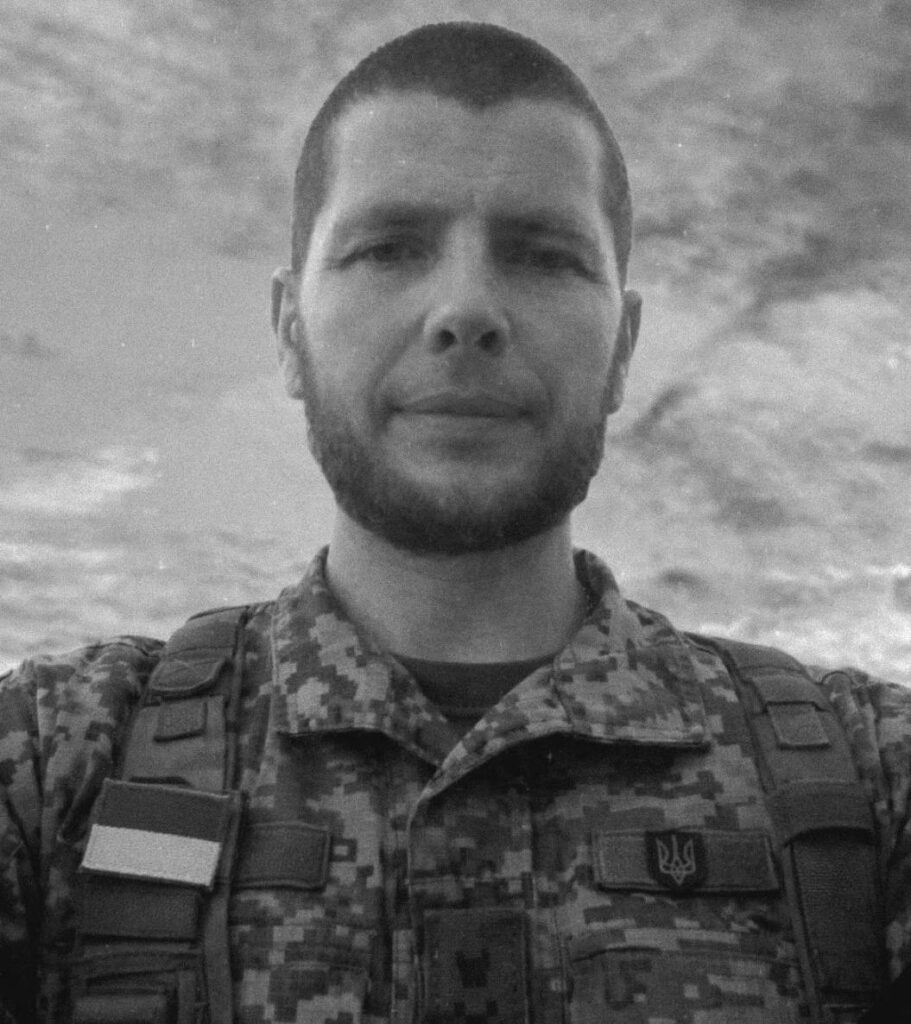 На Львівщині попрощаються з трьома воїнами — що про них відомо (фото) - 1