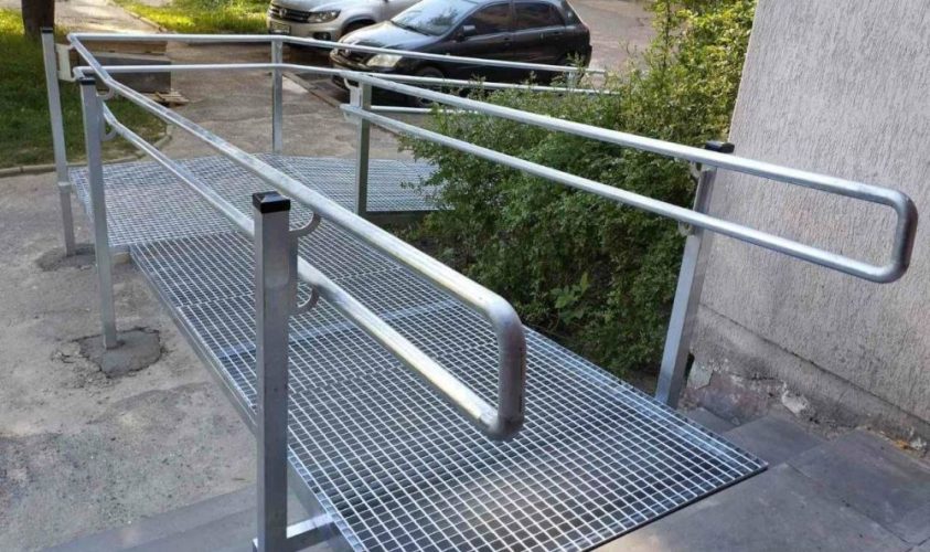 Торік у Львові на встановлення пандусів та підйомників витратили понад 11 млн гривень - 1