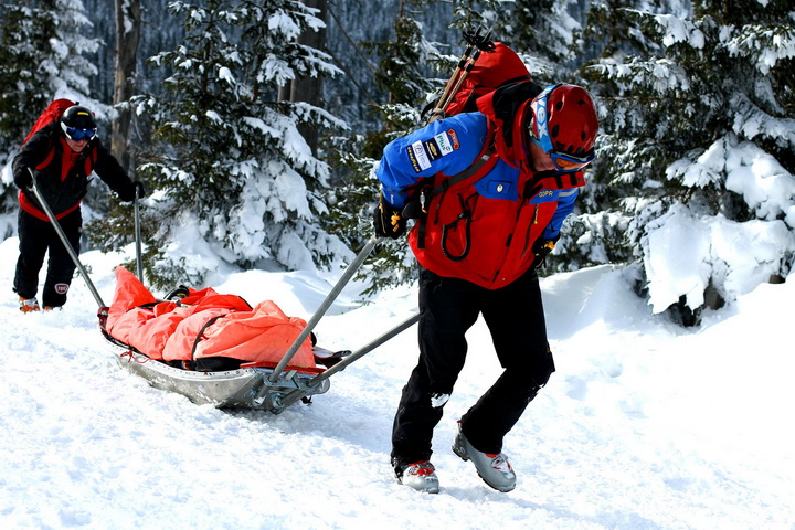 9f7a8a9-ryatuvalniki-karpaty-7