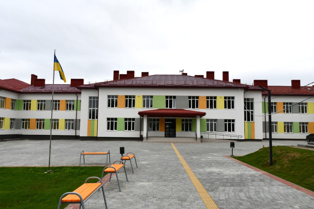 Освітні реформи на Львівщині 2026 року: що потрібно знати освітянам, батькам та учням - 17