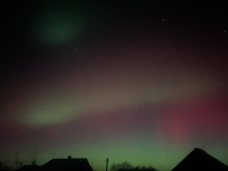 На Львівщині помітили північне сяйво: що відомо - 1