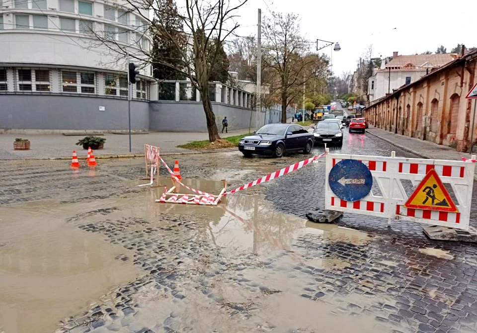 Що не так з ремонтом доріг у Львові та які реконструкції вулиць є найочікуванішими цього року - 3