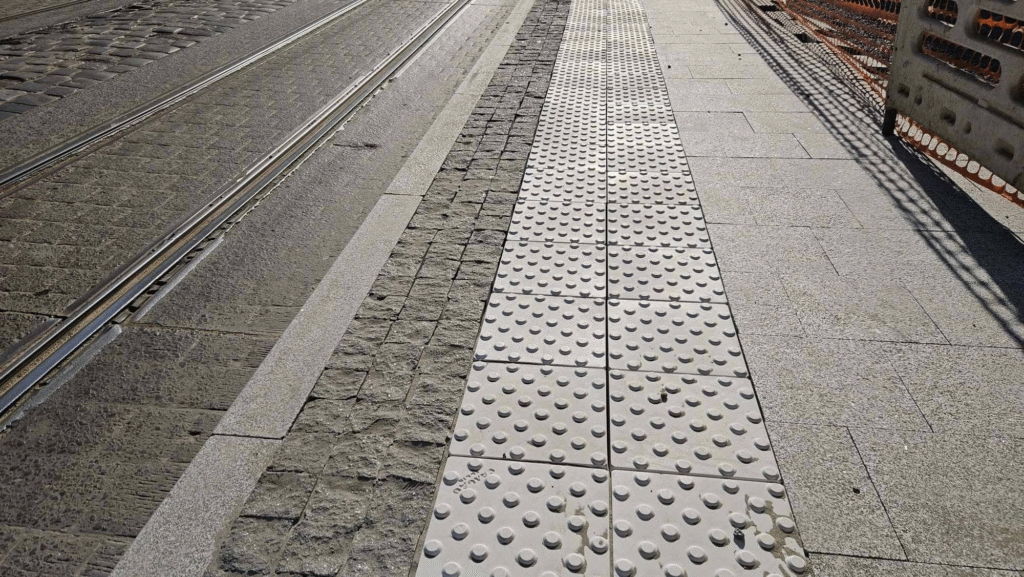 Що не так з ремонтом доріг у Львові та які реконструкції вулиць є найочікуванішими цього року - 14