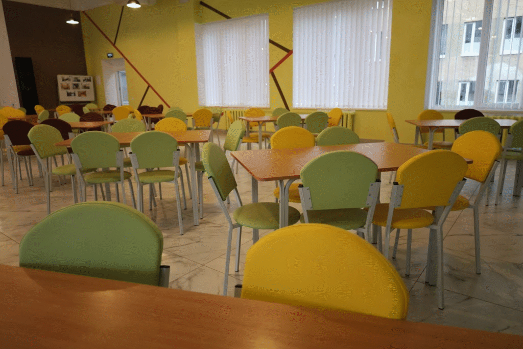 «Безкоштовно для всіх школярів»: які реформи харчування у школах Львівщини очікувати 2026 року - 10