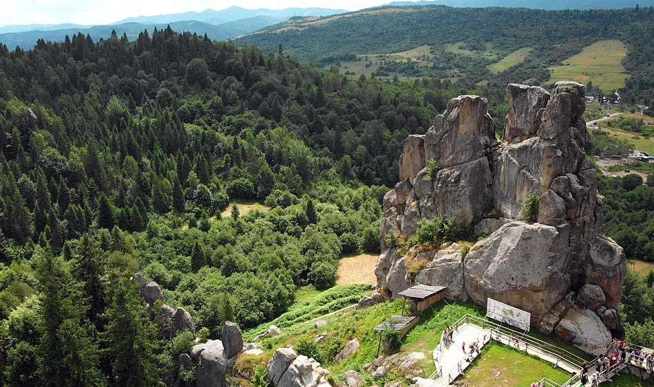 «Драйвер для розвитку громад»: як на Львівщині розвиватимуть кемпінги та де вони будуть - 8