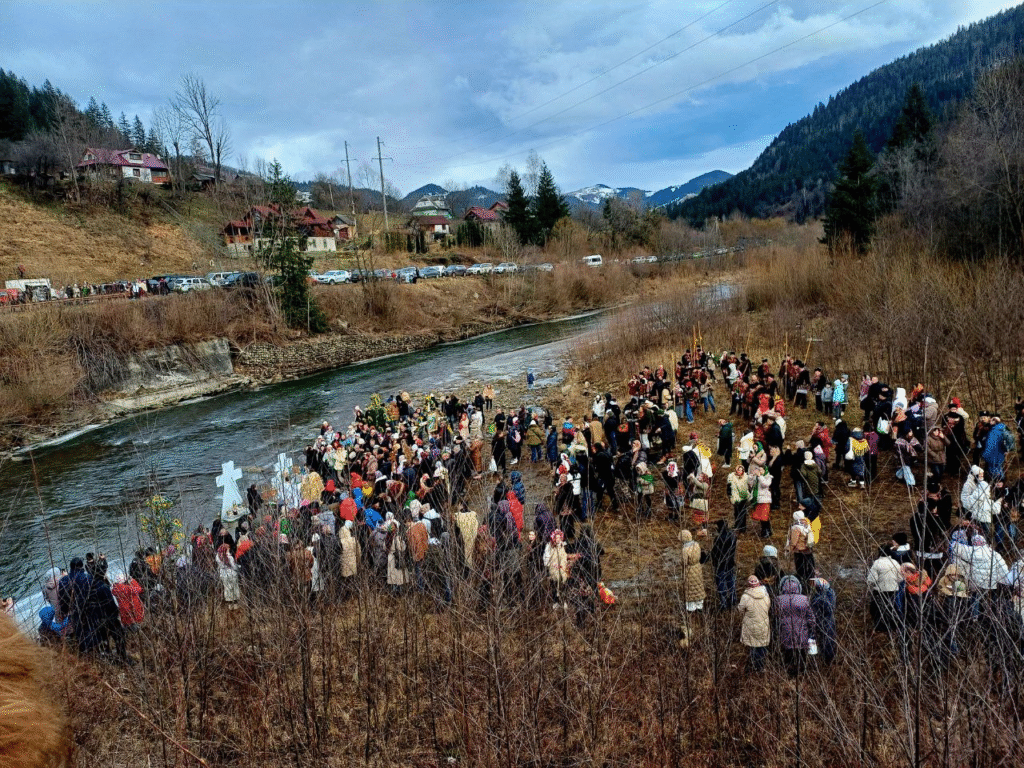 «Вода могла зцілювати недуги»: чому купалися на Водохреща і чому це не лише російська традиція - 17
