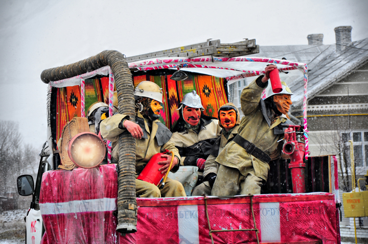 «Вода могла зцілювати недуги»: чому купалися на Водохреща і чому це не лише російська традиція - 22