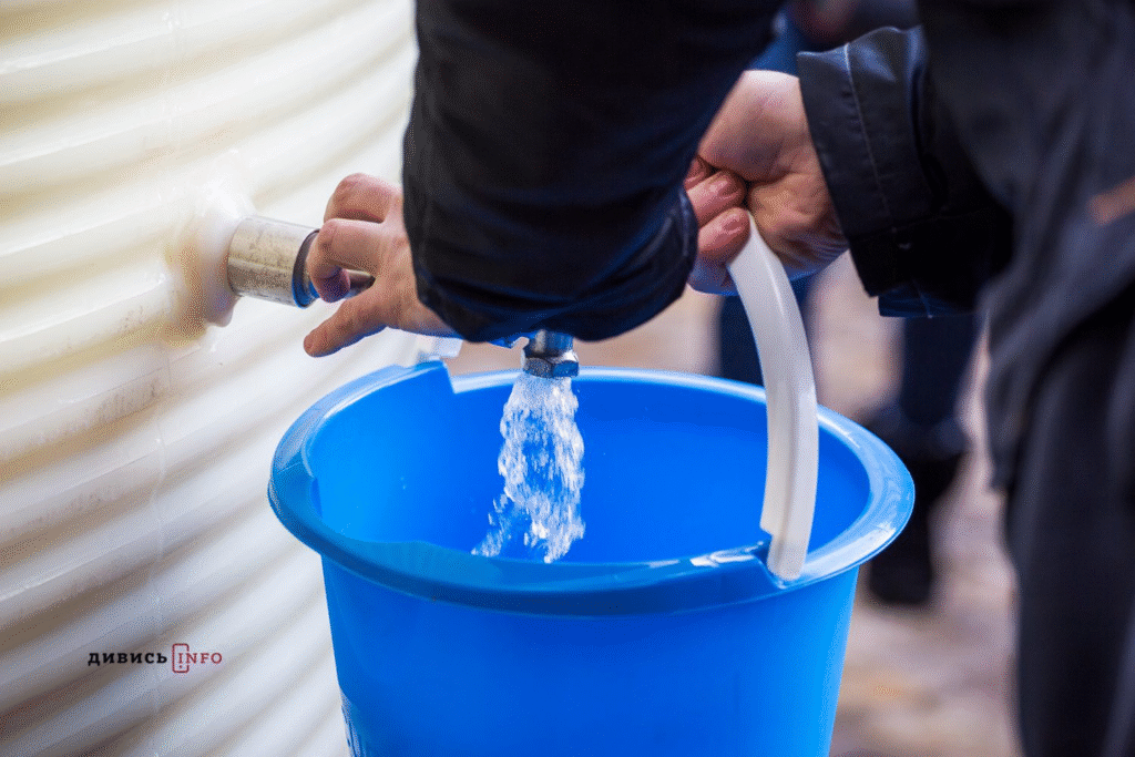 «Вода могла зцілювати недуги»: чому купалися на Водохреща і чому це не лише російська традиція - 27