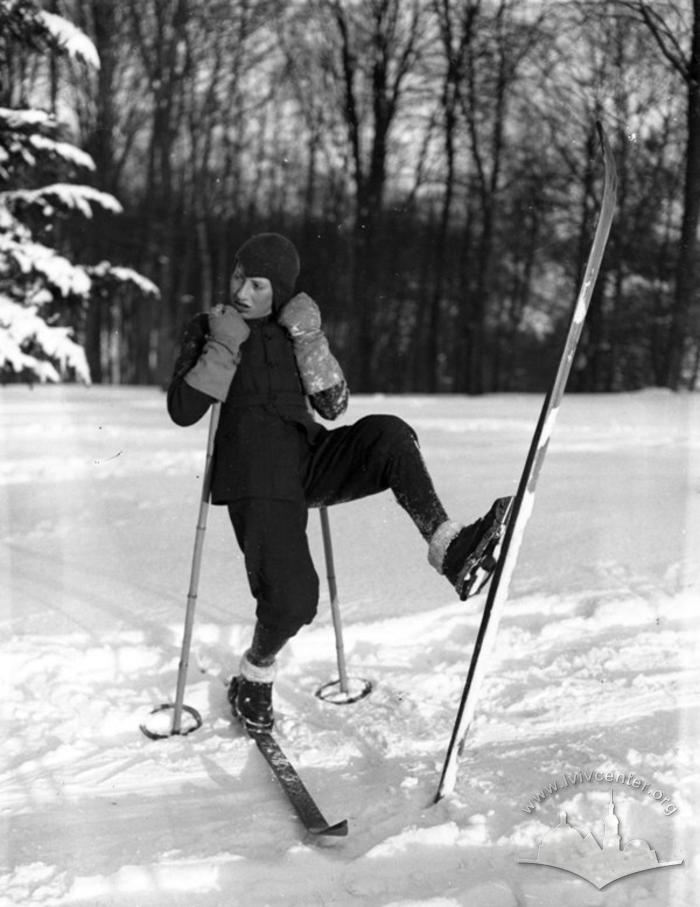 Яким був зимовий Львів у минулому столітті: добірка світлин - 10