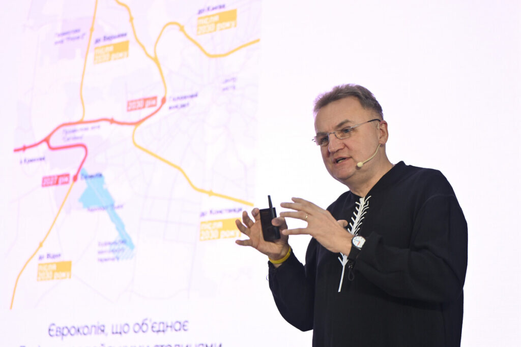 У Львові 78% громадського транспорту є доступним для маломобільних людей - 2