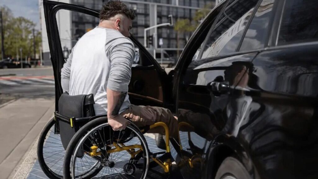 Відключення світла, захворюваність на грип та ГРВІ, запуск 5G у Львові: головні новини дня - 5