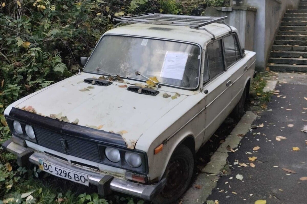 Найближчим часом із вулиць Львова заберуть ще 20 занедбаних авто - 2