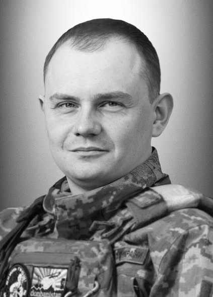 Сьогодні Львівщина прощається із чотирма полеглими захисниками - 4