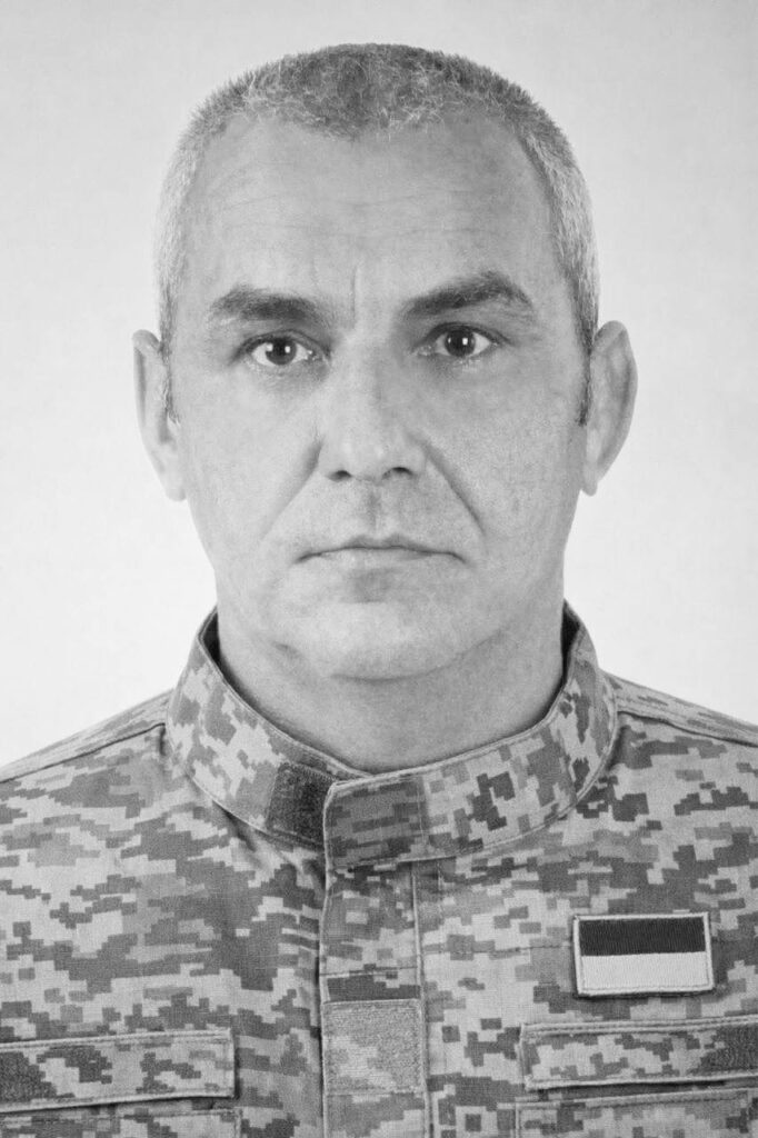 На Львівщині попрощаються із сімома воїнами — що про них відомо (фото) - 7