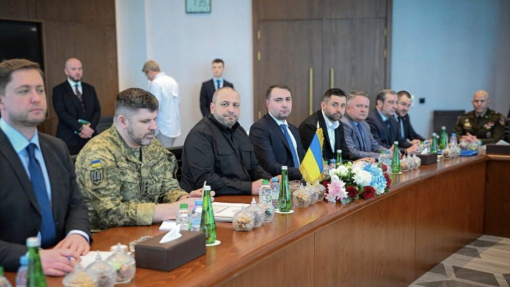 Російська атака на Львів, обмін полоненими, завершення переговорів: головні новини дня - 4