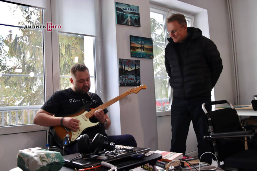 У Львові облаштували тимчасове житло для переселенців на 70 людей (фото) - 6