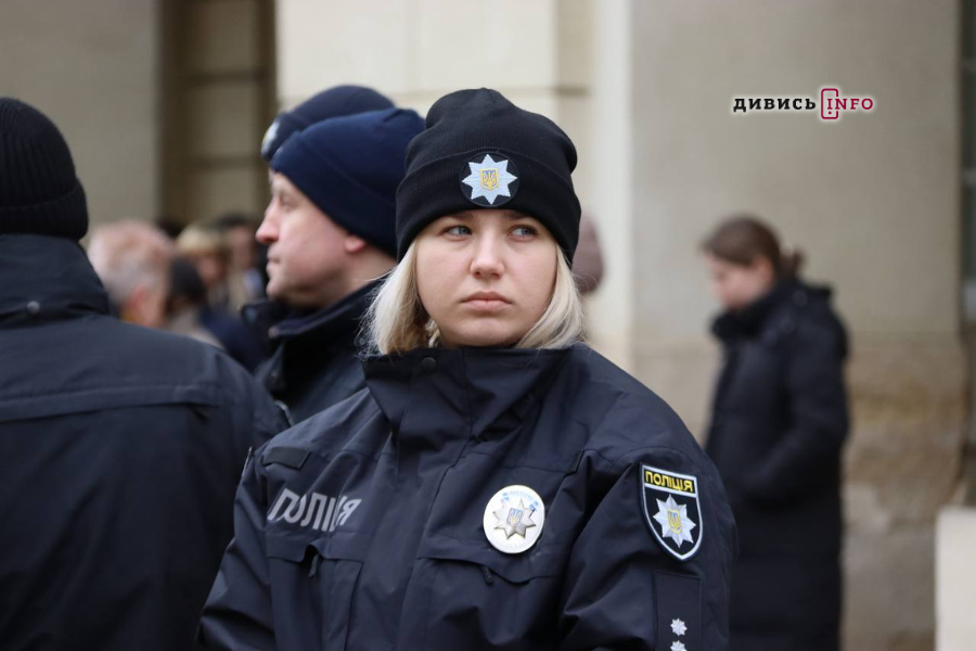 У Львові попрощались з Вікторією Шпилькою — поліцейською, яка загинула внаслідок теракту - 3