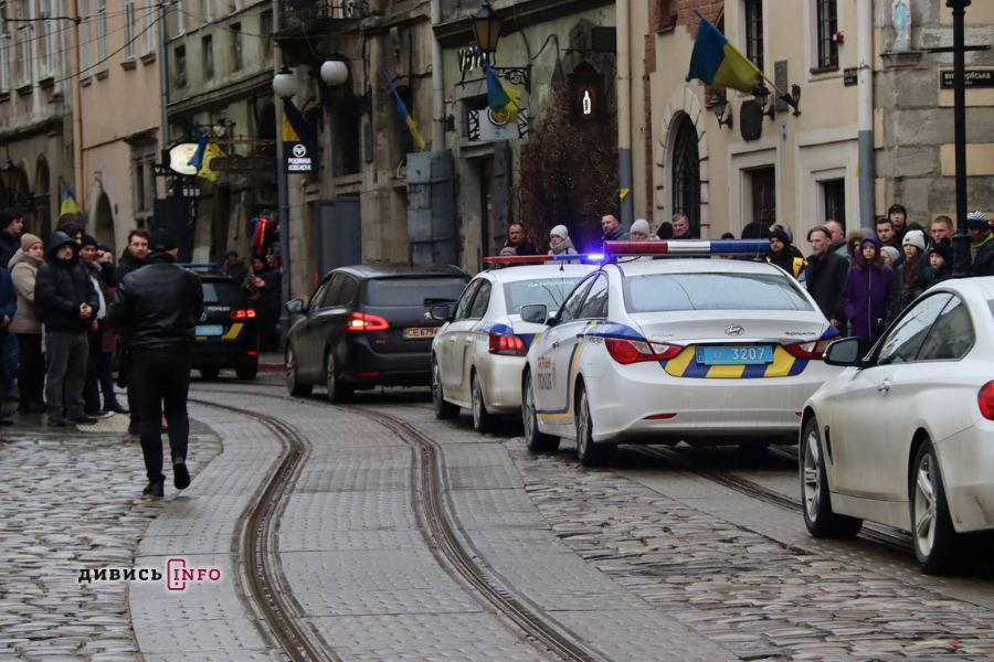 У Львові попрощались з Вікторією Шпилькою — поліцейською, яка загинула внаслідок теракту - 8