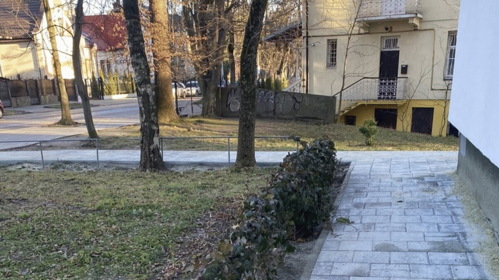 Торік ремонти тротуарів у Львові обійшлися у понад шість мільйонів гривень - 1