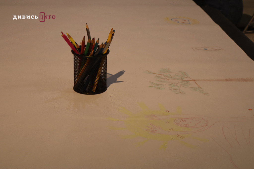 Мистецтво про біль і силу: що показують на виставці «У ядрі» у Львові (фото) - 2