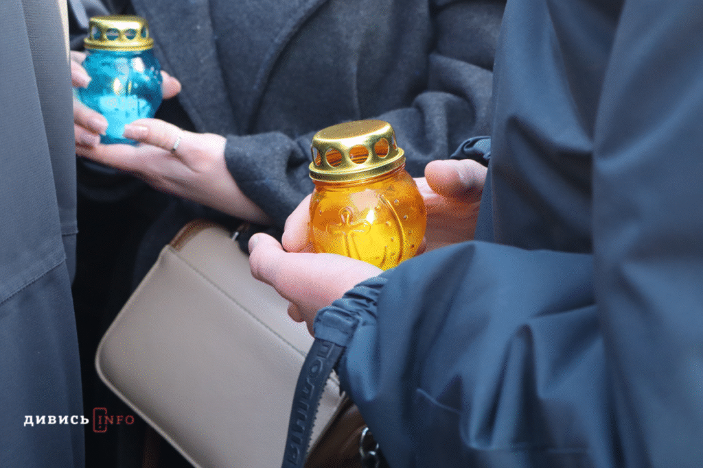 У Львові вшанували пам’ять Героїв Небесної Сотні (фото) - 15