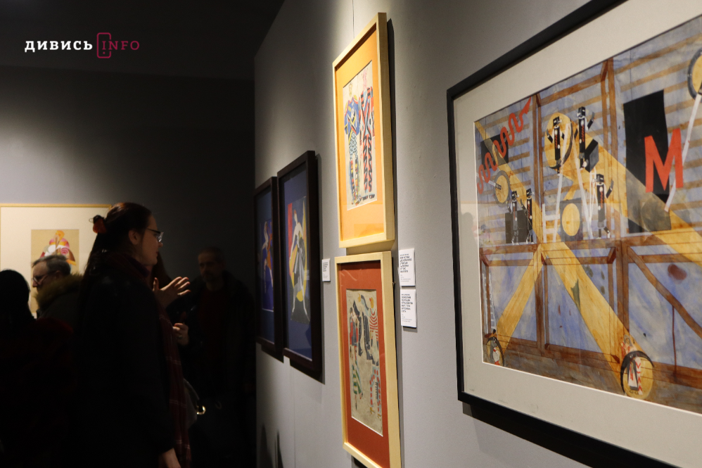 Авангард в «епіцентрі бурі»: що побачити на виставці в Національному музеї у Львові (фото) - 8
