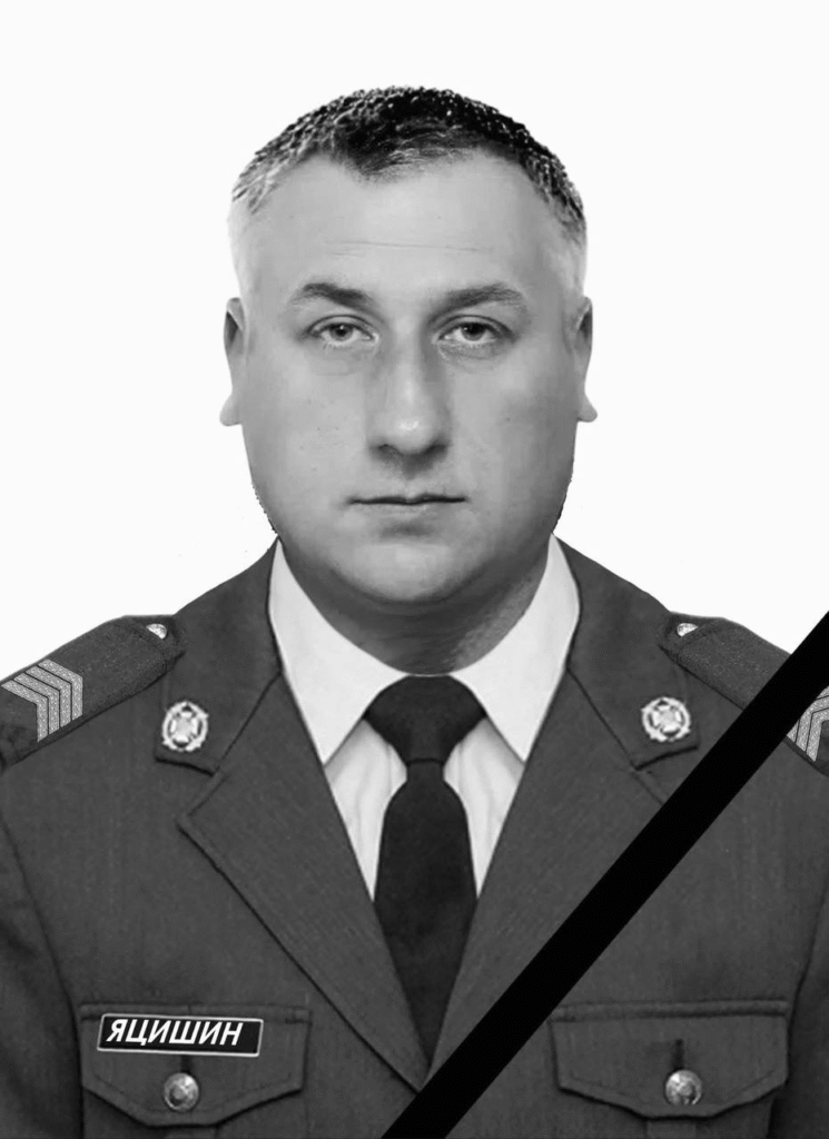 На Львівщині попрощаються із сімома воїнами — що про них відомо (фото) - 3