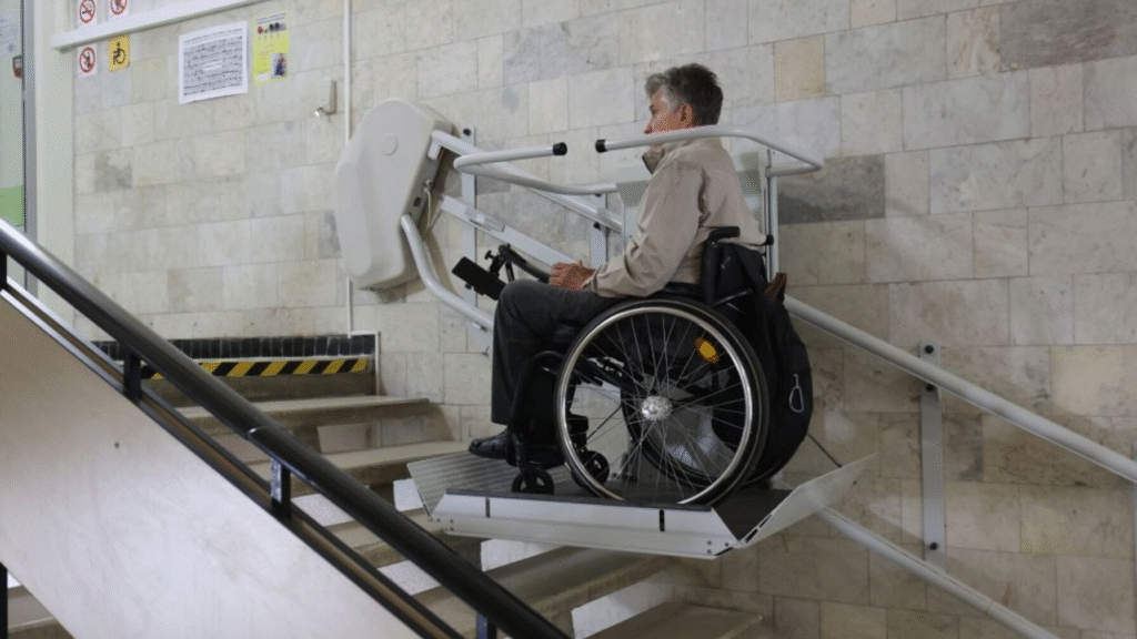 «Доступність для всіх»: хто може у Львові встановити пандуси та які є нюанси - 1