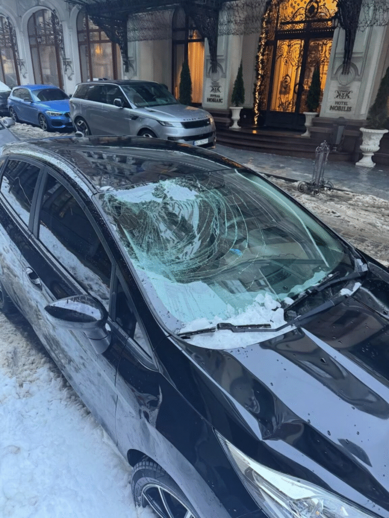 «Справу часто затягують»: які виплати можна отримати за падіння снігу у Львові та в чому нюанси - 5