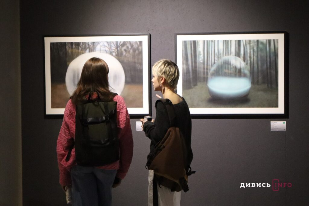 Мистецтво про біль і силу: що показують на виставці «У ядрі» у Львові (фото) - 16