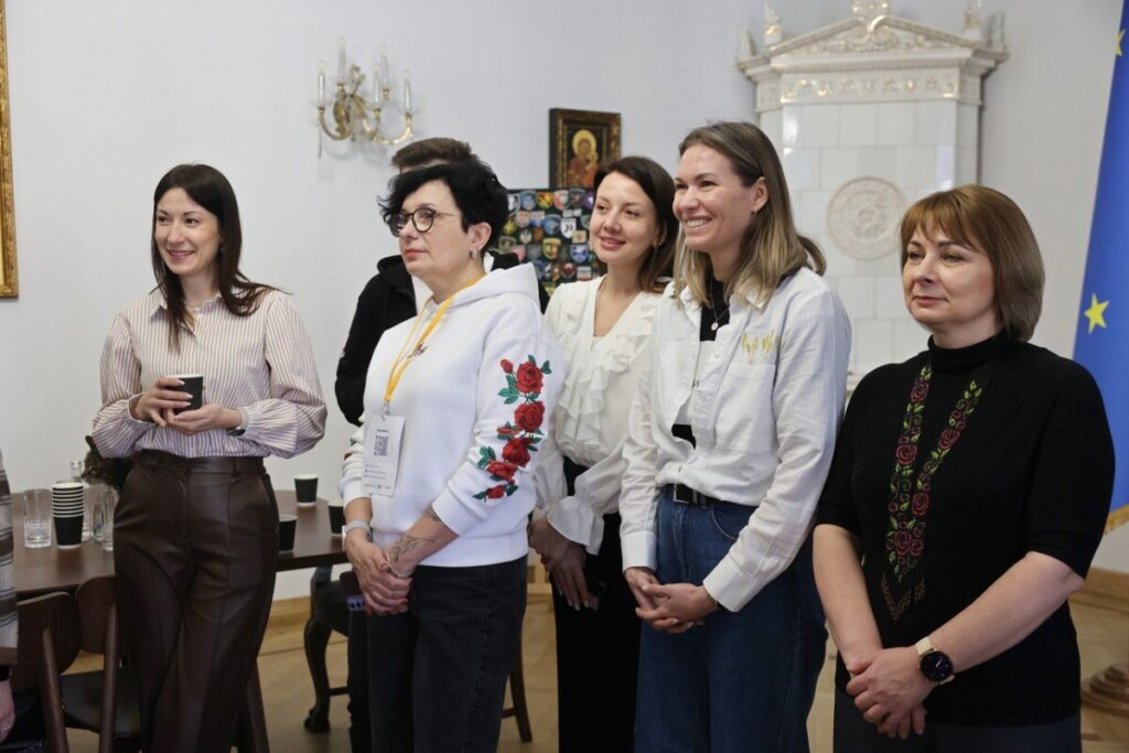 Фахівці соціальної сфери з різних куточків України зібралися у Львові на резиденцію - 1