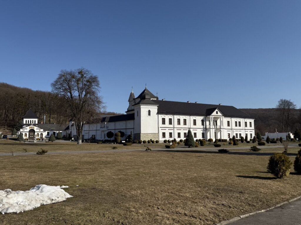 В Унівській лаврі встановлять інклюзивну мінікопію монастирського комплексу - 1