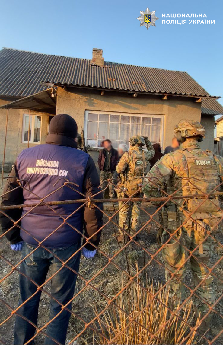 На Львівщині викрили двох чоловіків у незаконному поводженні зі зброєю та боєприпасами - 10