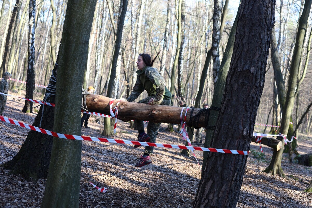 22 команди школярів взяли участь у патріотичній тереновій грі у Львові - 1