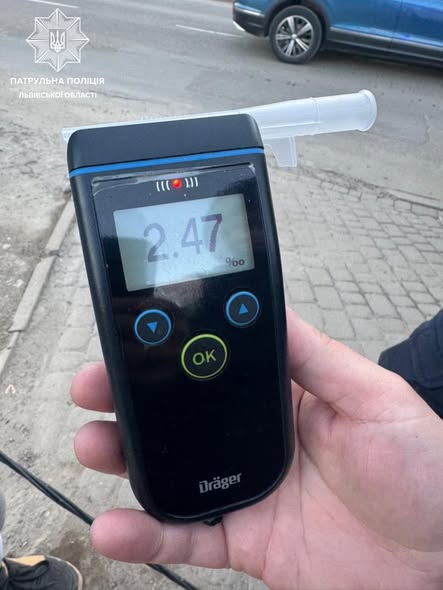 На Львівщині один водій дрифтував, інший був п’яний - обидва спричинили ДТП - 5