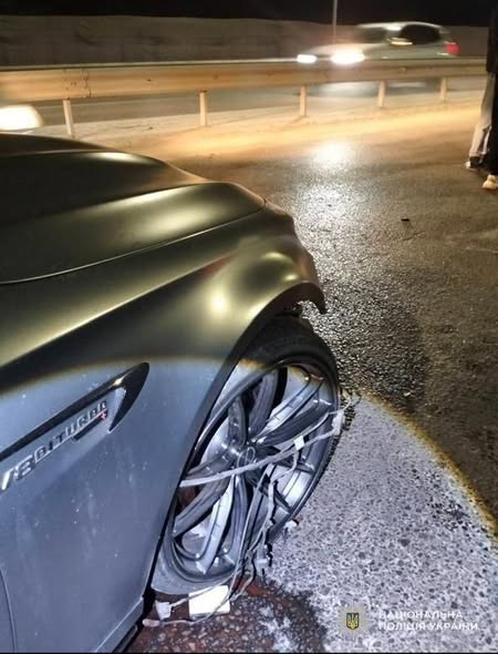 На Львівщині один водій дрифтував, інший був п’яний - обидва спричинили ДТП - 1