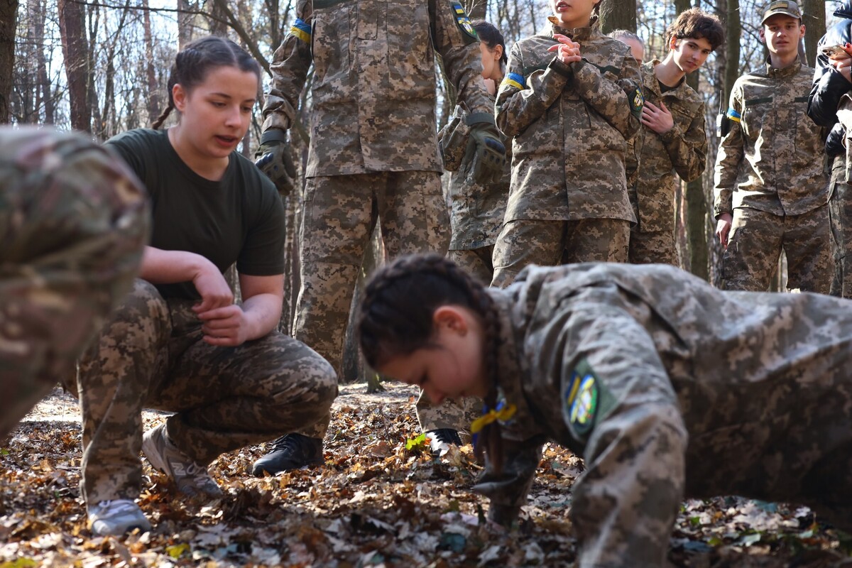 22 команди школярів взяли участь у патріотичній тереновій грі у Львові - 11