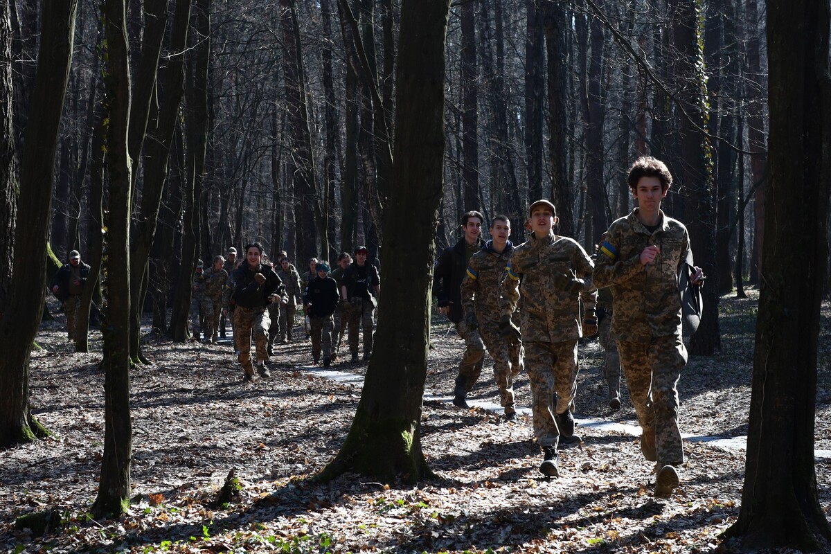 22 команди школярів взяли участь у патріотичній тереновій грі у Львові - 12