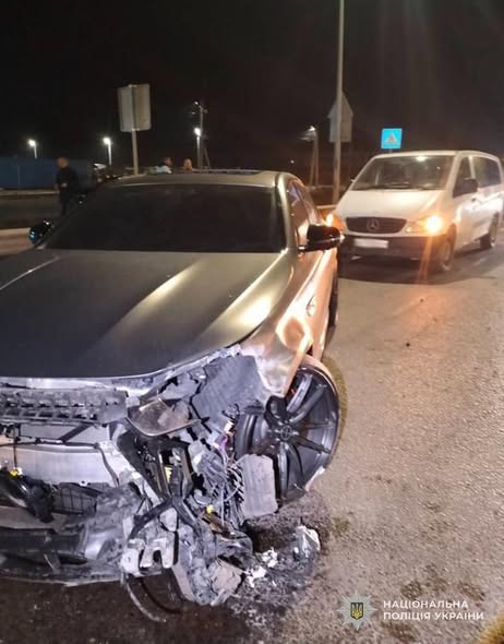 На Львівщині один водій дрифтував, інший був п’яний - обидва спричинили ДТП - 2